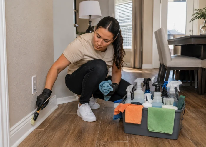 san-antonio-deep-house-cleaning-baseboards Professional deep house cleaning service scrubbing baseboards in San Antonio home